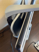 Load image into Gallery viewer, DaVinci HD OCR Desktop Portable Video Magnifier with 24" LCD Text-to-Speech and Self Viewing